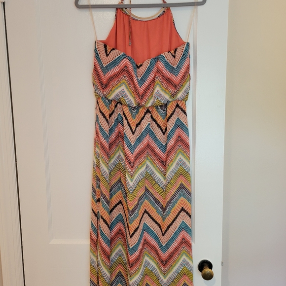 halter maxi dress - Picture 3 of 5